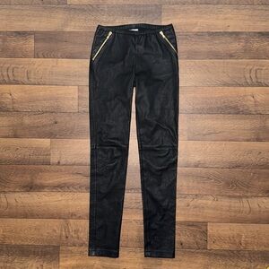 Emilio Pucci Size US 6 Legging Pant 100% Lambskin Leather Gold Detailing Italy